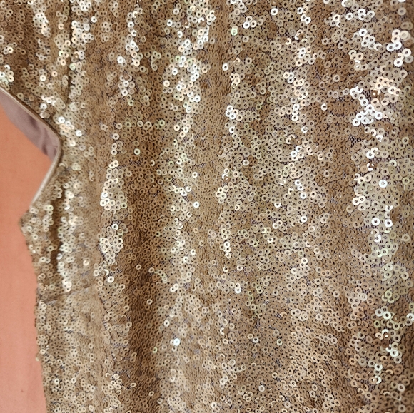 DRESS THE POPULATION - Picture 3 of 4